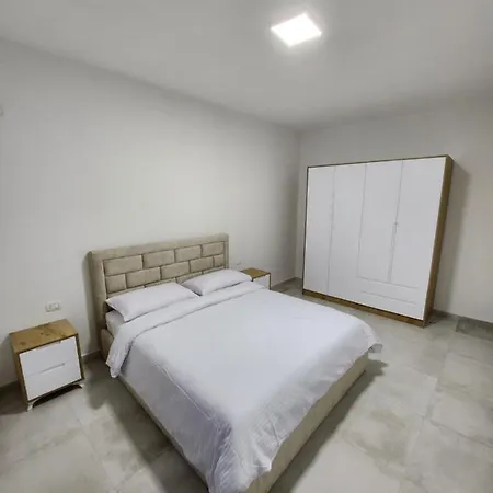 Shengjin Apartment Apartmán *