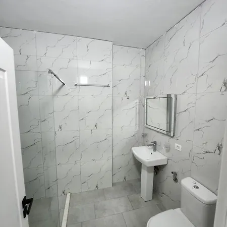 Shengjin Apartment Apartmán *